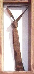 Ci maritime: Cyanobactérie sur des brins de cordage ou un vieux pull, une vielle cravate? La, je rejoins Vincent. Vu que les salmacines et byssus,...